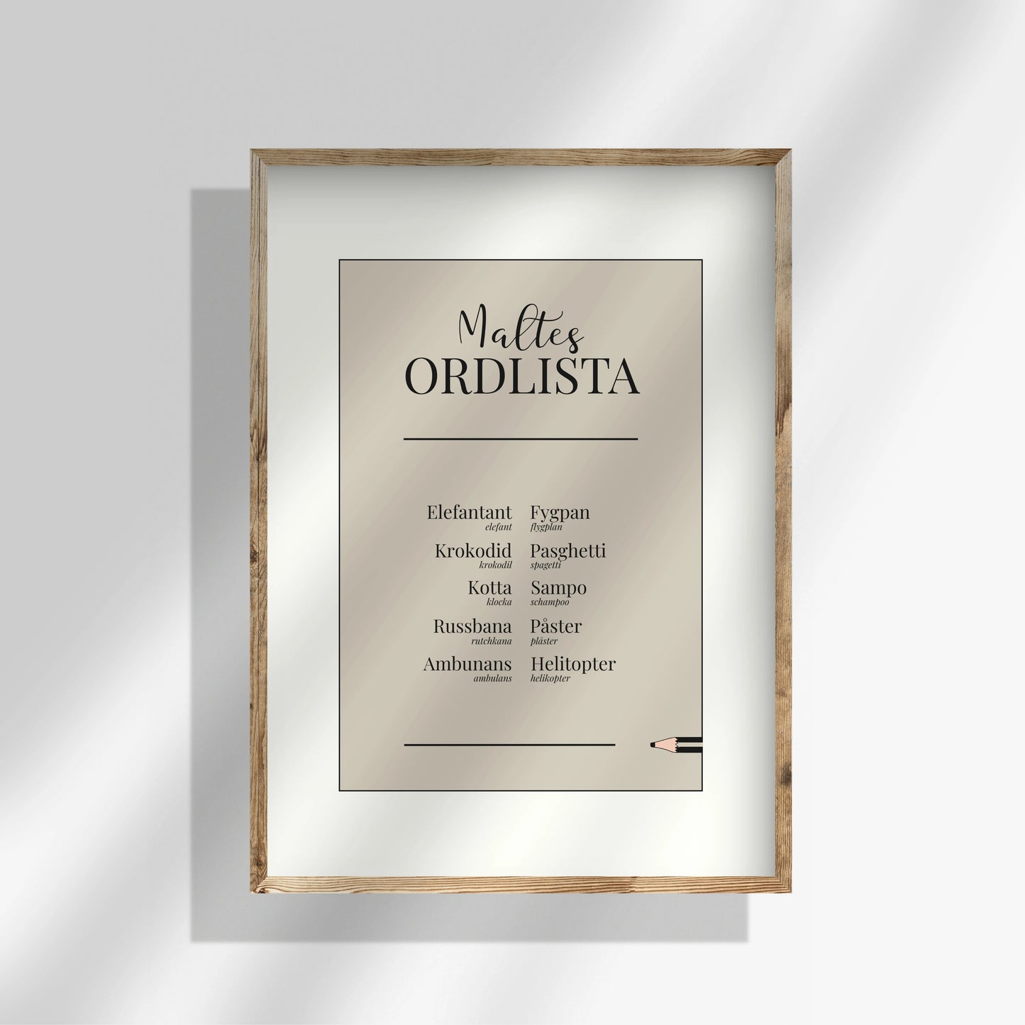 Beige personlig ordlistsposter med 10 ord och vit passepartout-kant. Barnets större ordlista med betydelser och korrekt ord vid felsägningar mot beige bakgrund.